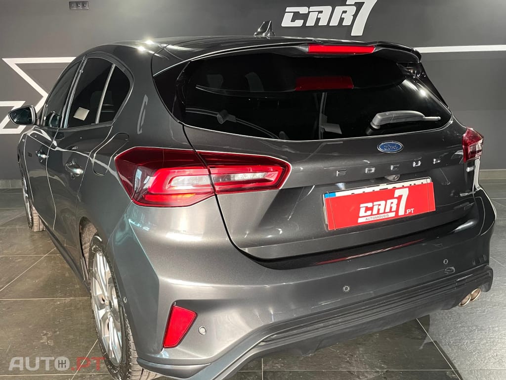 Ford Focus 1.0 EcoBoost MHEV ST-Line X