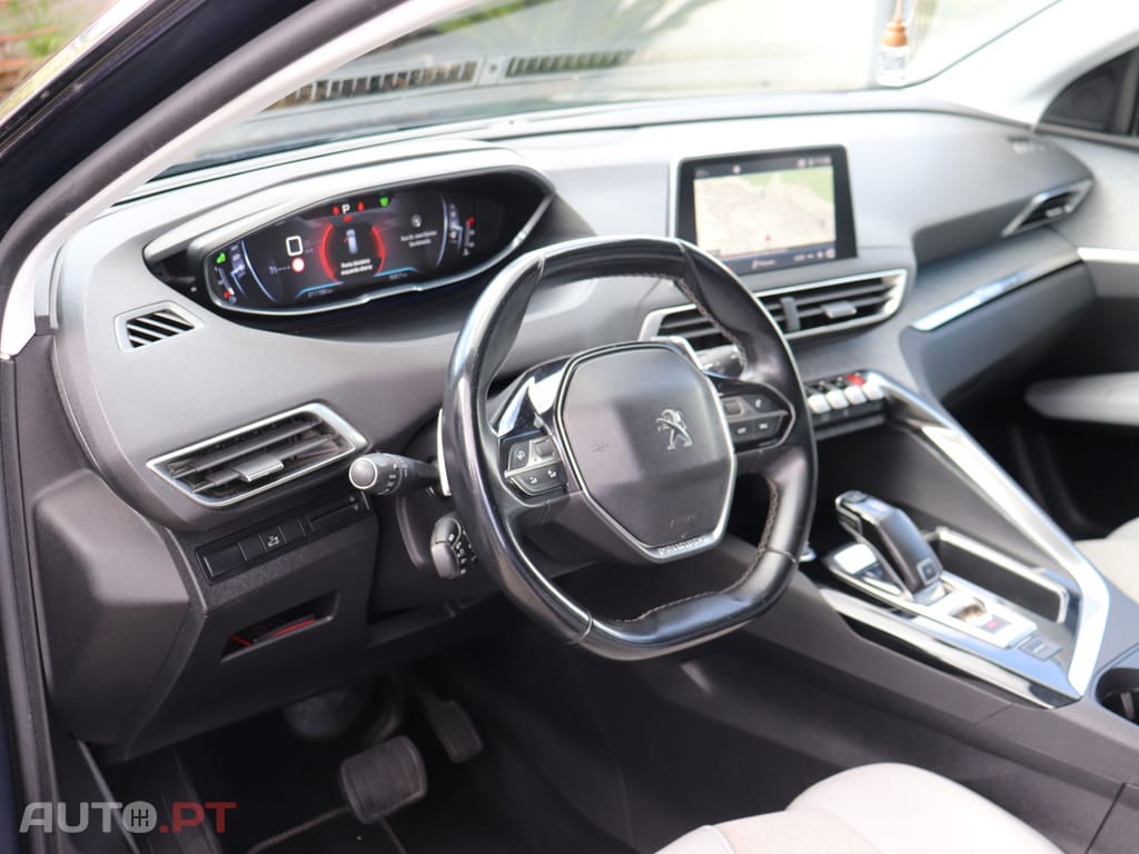 Peugeot 5008 PEUGEOT 5008 II 1.6 BlueHDi Allure
