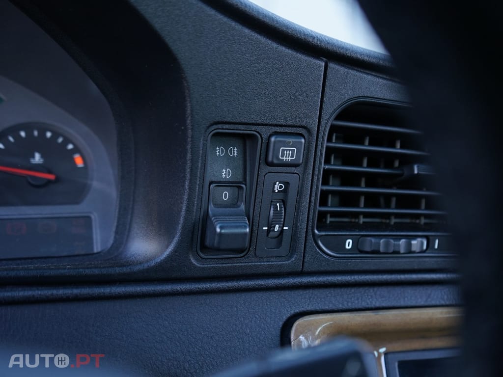 BMW 850 CSi