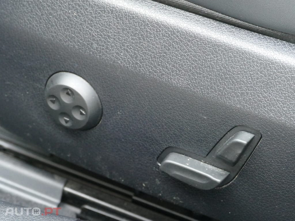 Mercedes-Benz C 300 e AMG Line