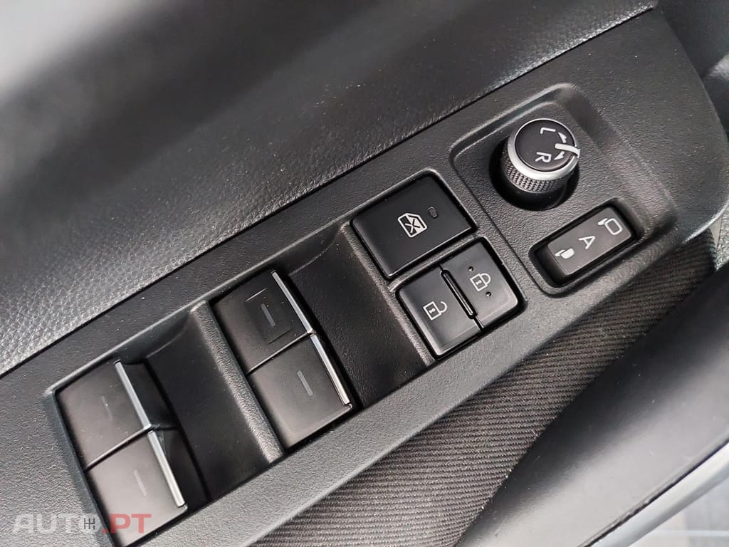 Toyota Corolla 1.8 Hybrid Exclusive