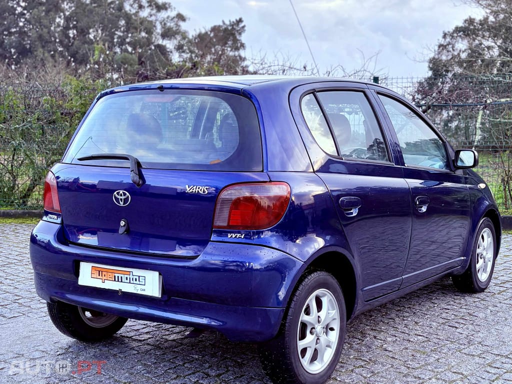 Toyota Yaris 1.0 Base C/Radio