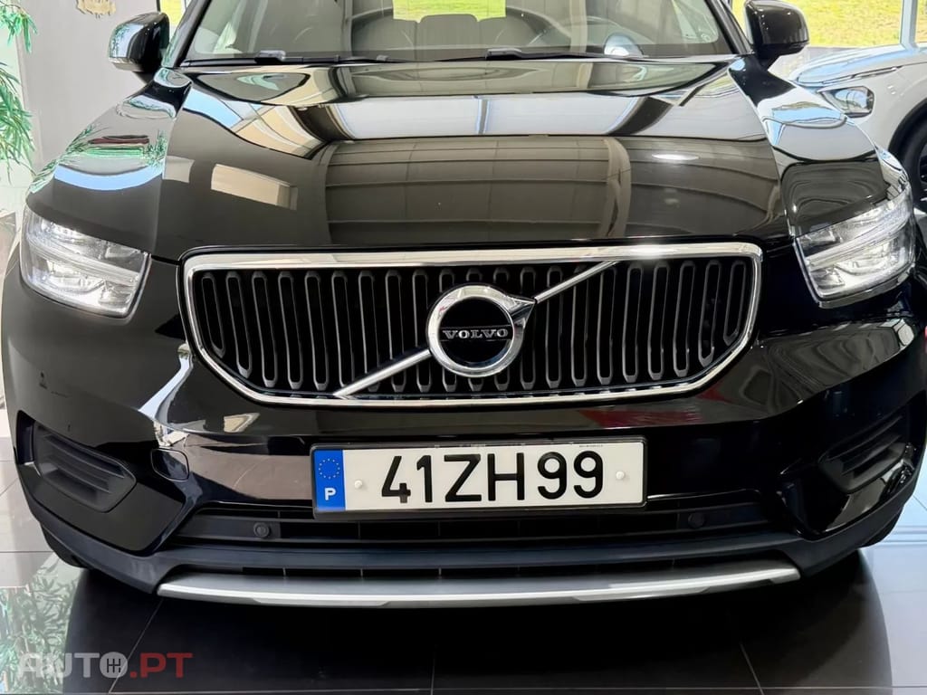 Volvo XC40 1.5 T3 Momentum Plus
