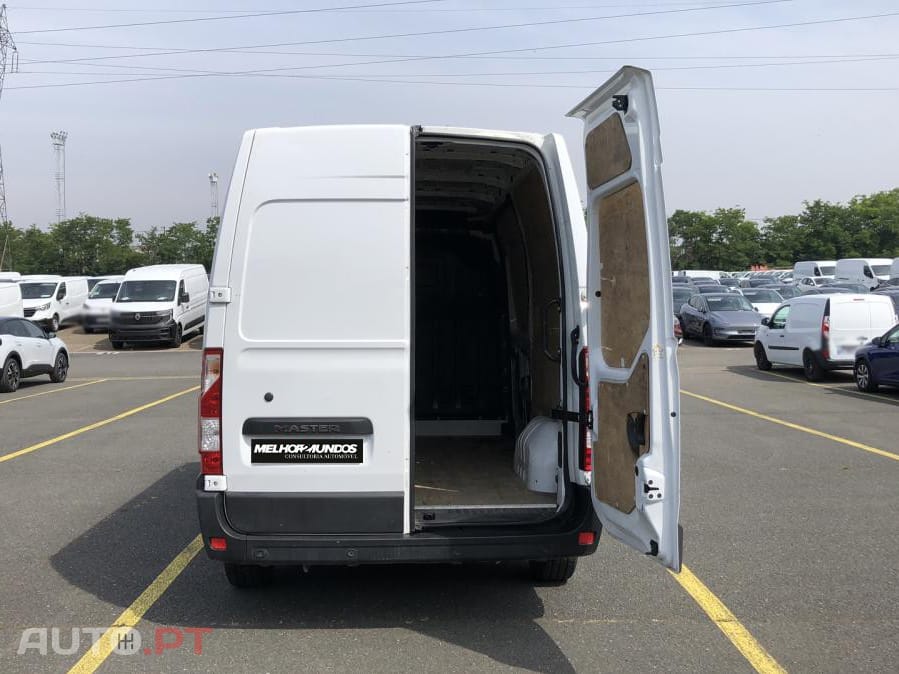 Renault Master 2.3 dCi L2H2 3.3T