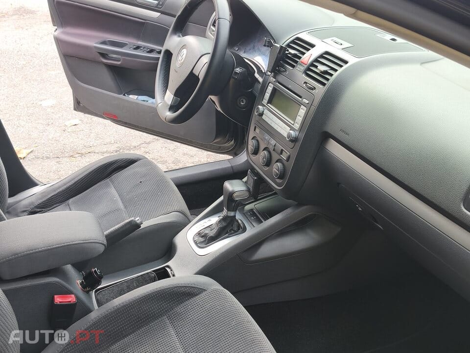 Volkswagen Golf Variant 1.9 TDi - DSG