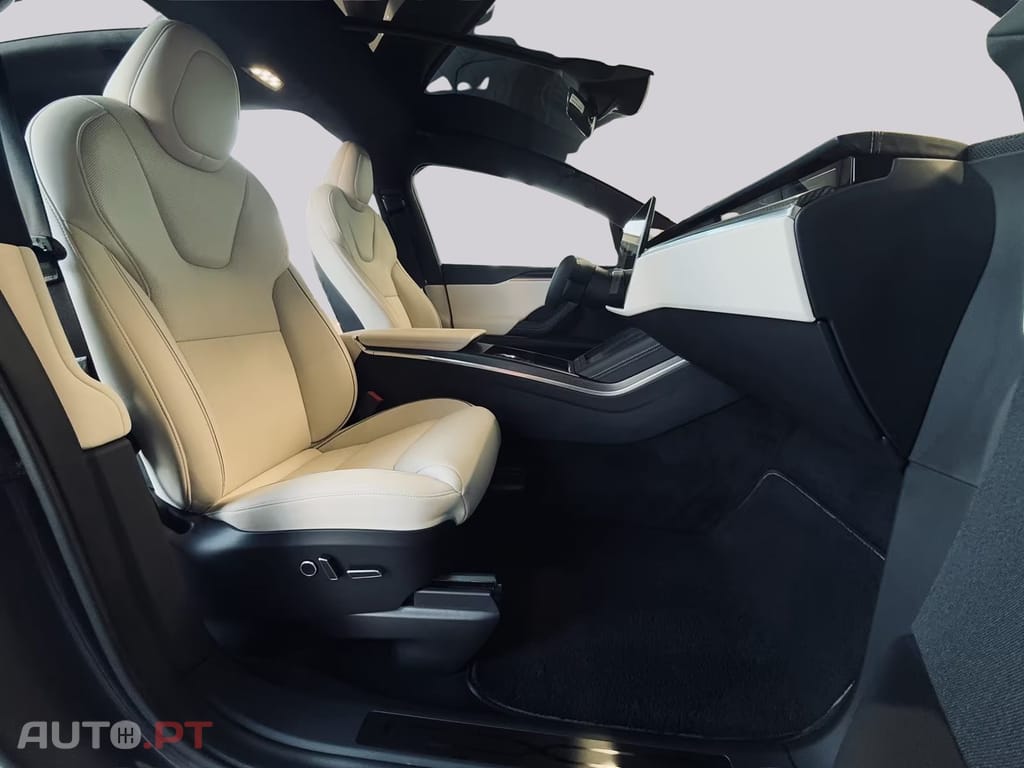 Tesla Model X I.V.A DEDUTÍVEL Plaid