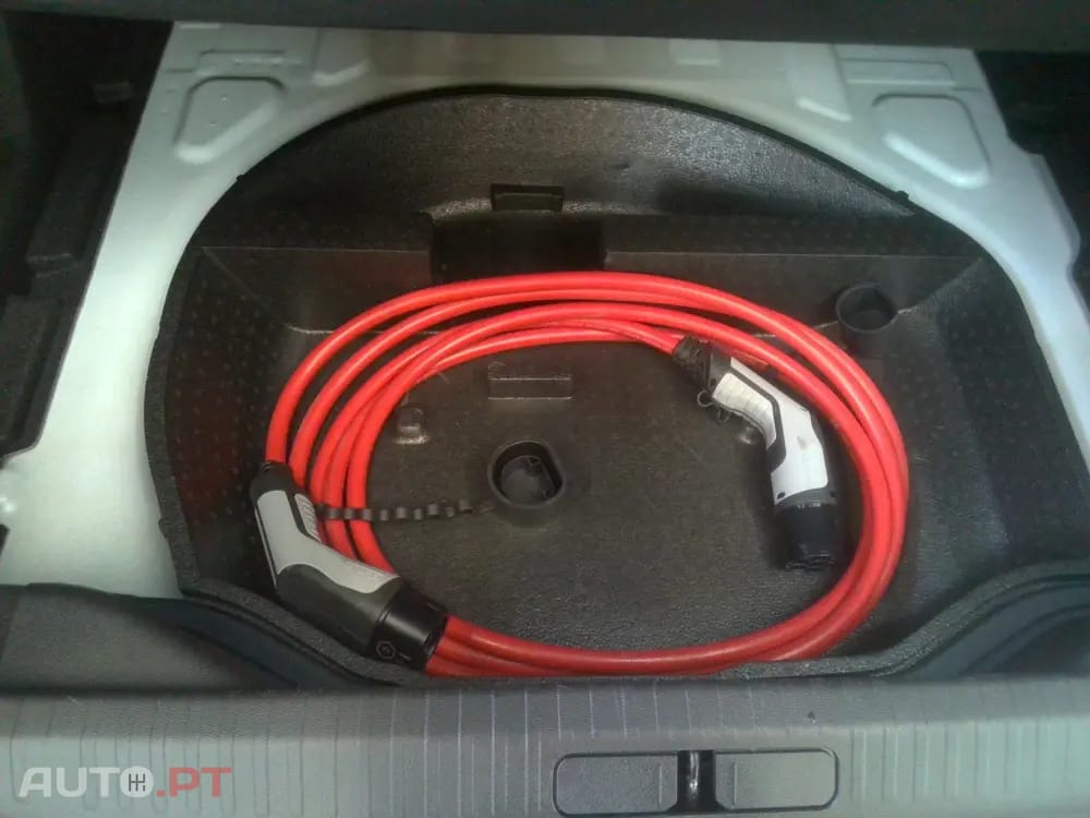 Citroen e-C4 X Shine