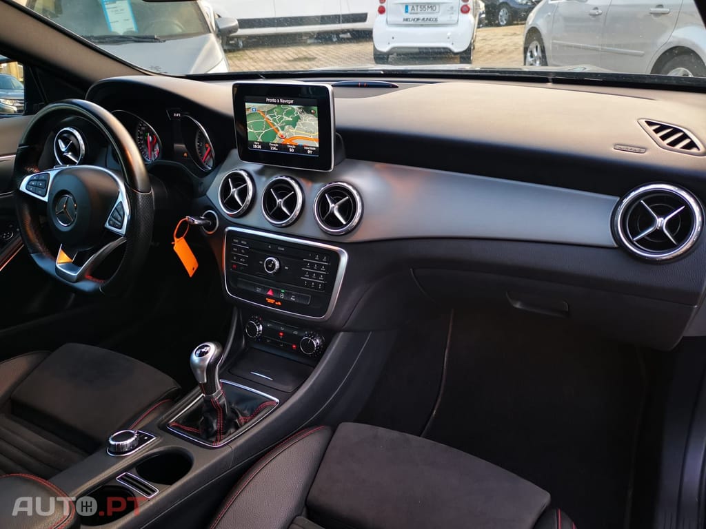Mercedes-Benz GLA 180 d AMG Line