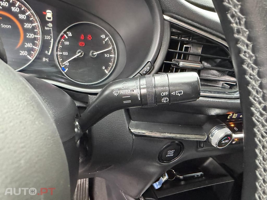 Mazda CX-30 2.0 e-Skyactiv-G Exclusive-line