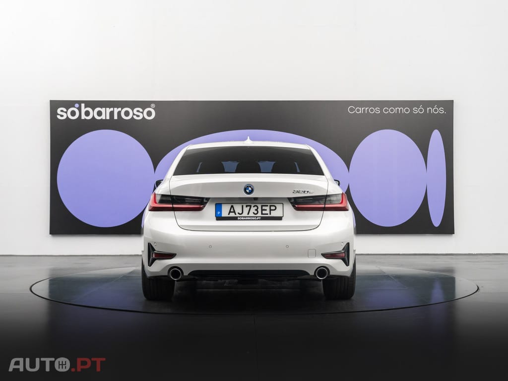 BMW 320 e Line Sport Auto