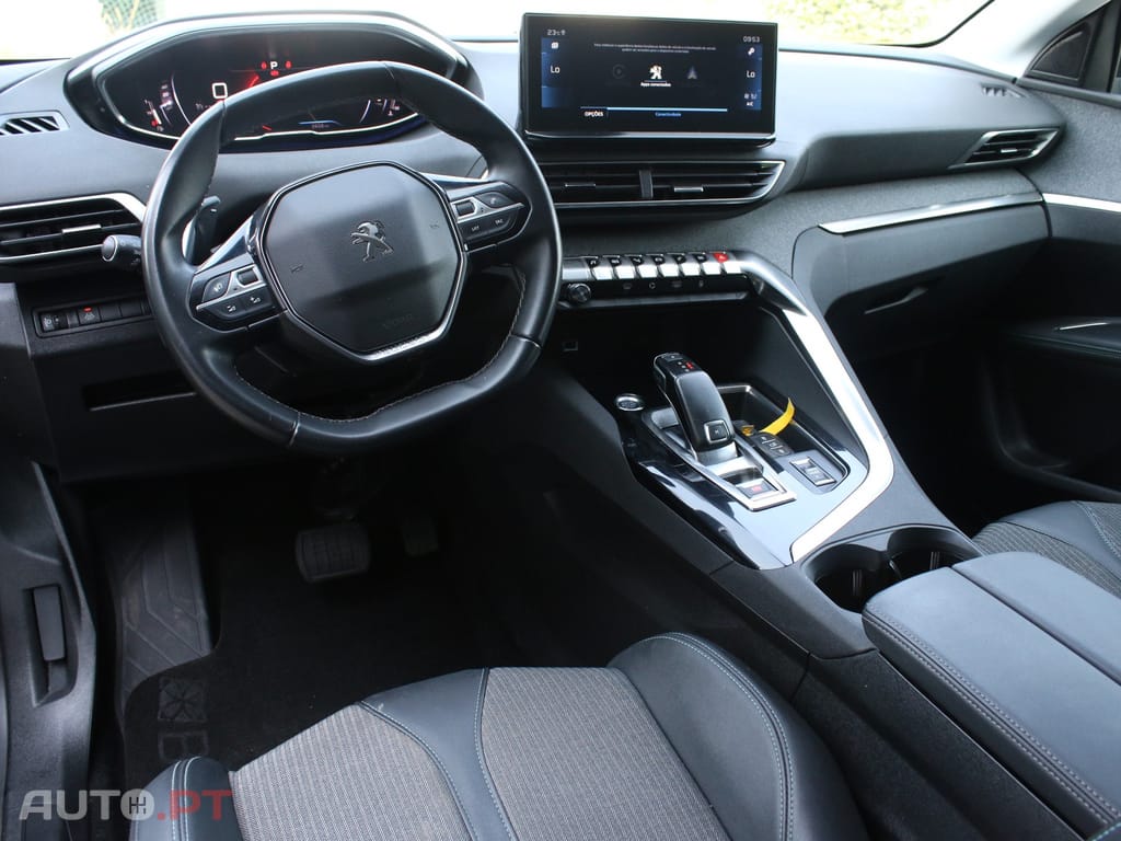 Peugeot 5008 1.2 PureTech Allure EAT8