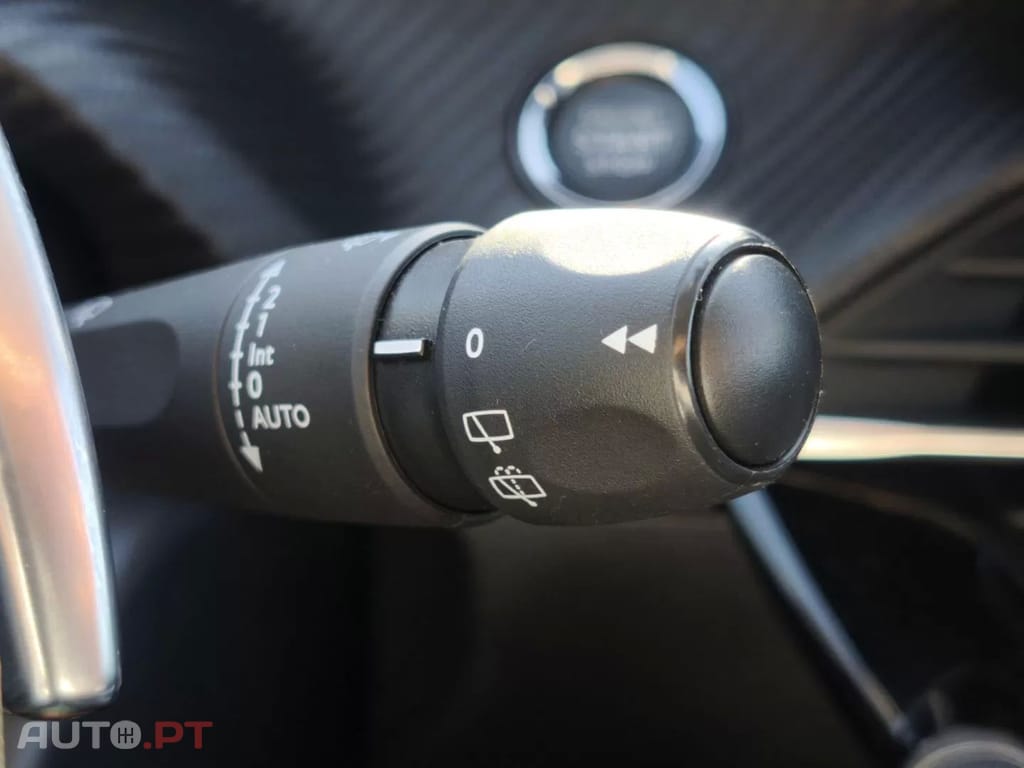 Peugeot 2008 PureTech 130 EAT8 Allure