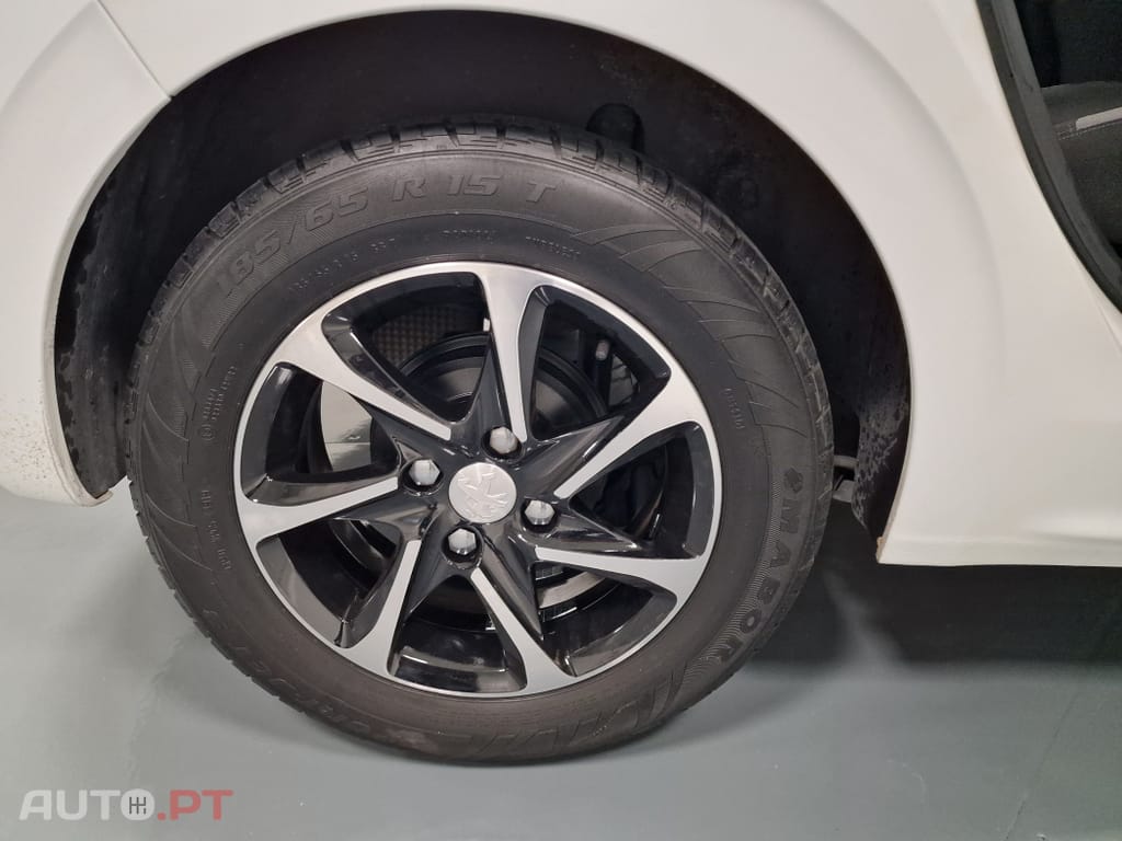 Peugeot 208 1.4 HDi Active