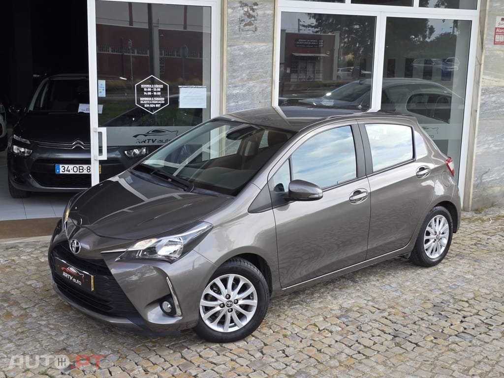 Toyota Yaris 1.0 VVT-i Comfort +PS Style+P.Techno