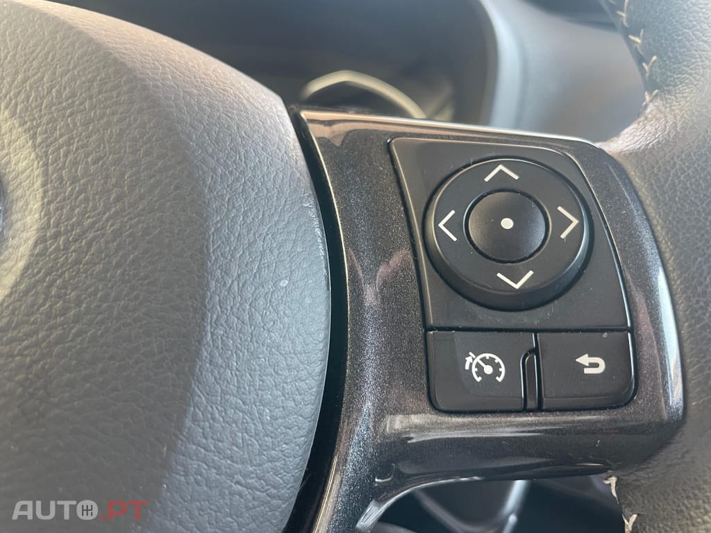 Toyota Yaris 1.0 VVT-i 20 Anos