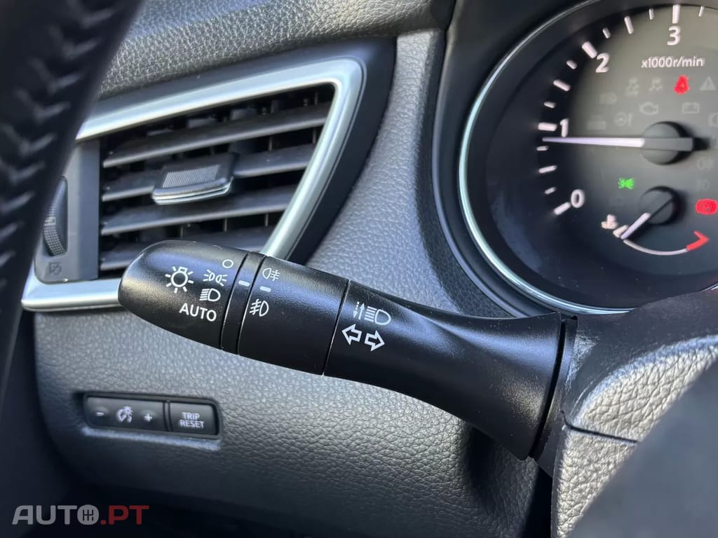 Nissan Qashqai 1.5 dCi N-Connecta Led