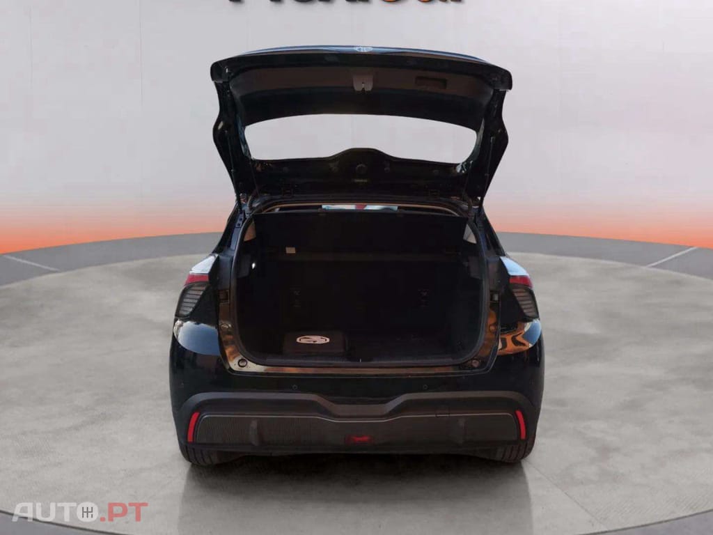 MG MG4 51 kWh Standard