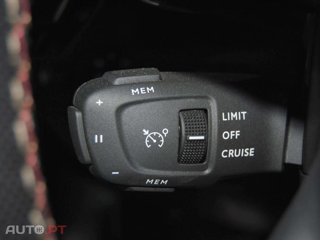 DS DS7 E-Tense Performance Line