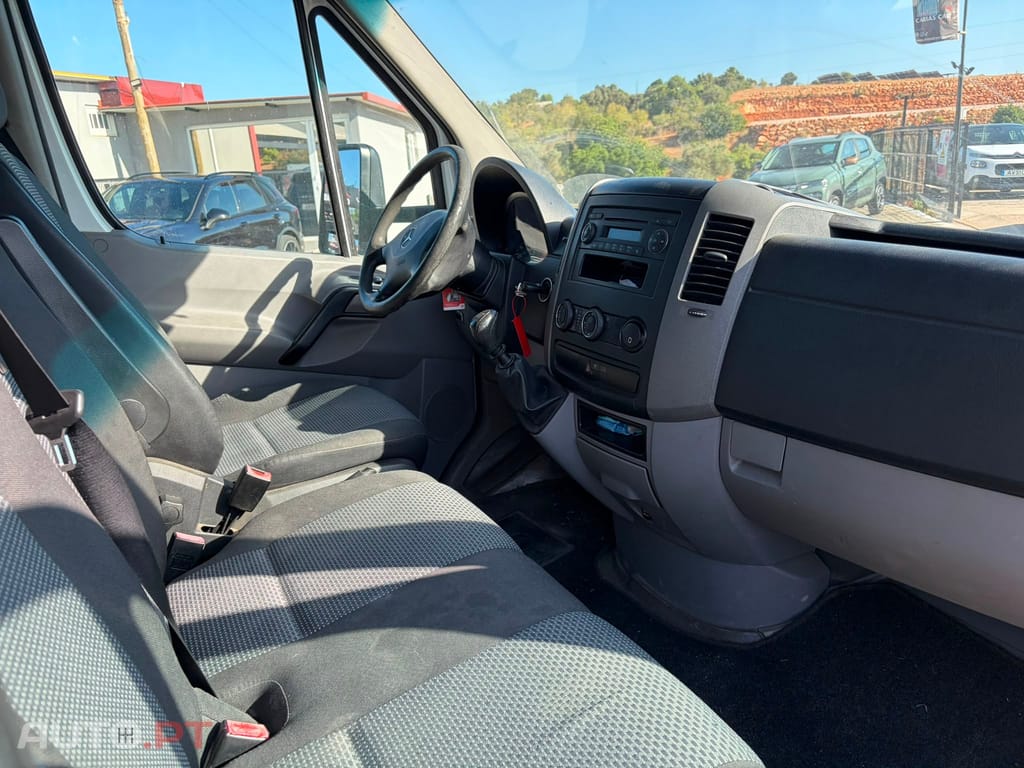 Mercedes-Benz Sprinter 516 CDI/37