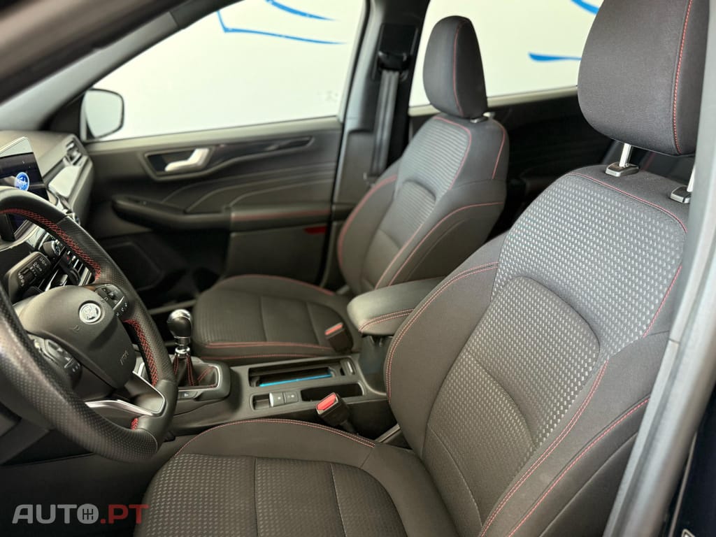 Ford Kuga 1.5 EcoBoost ST-Line