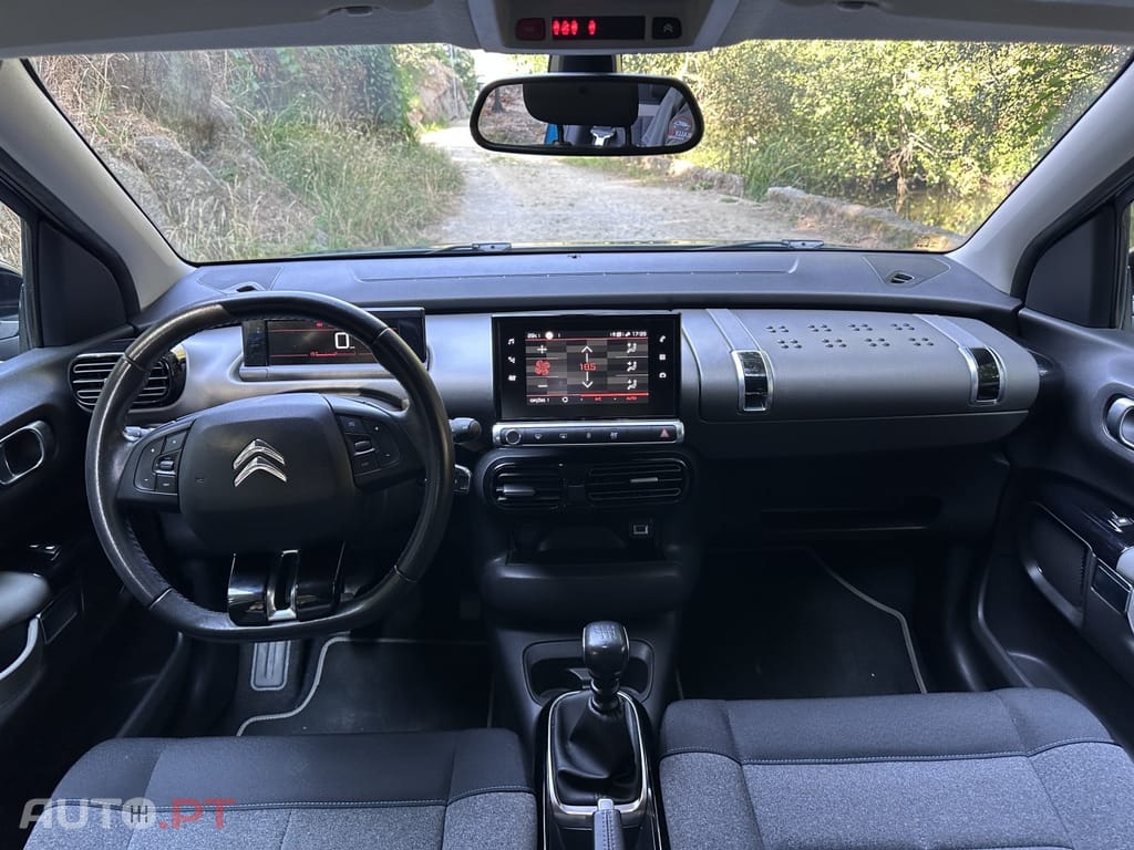 Citroen C4 Cactus 1.2 PureTech Shine