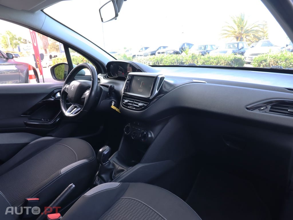 Peugeot 208 1.2 PureTech Active