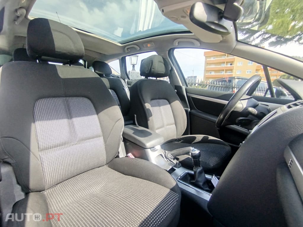 Peugeot 407 SW 1.6 HDi SE Navteq