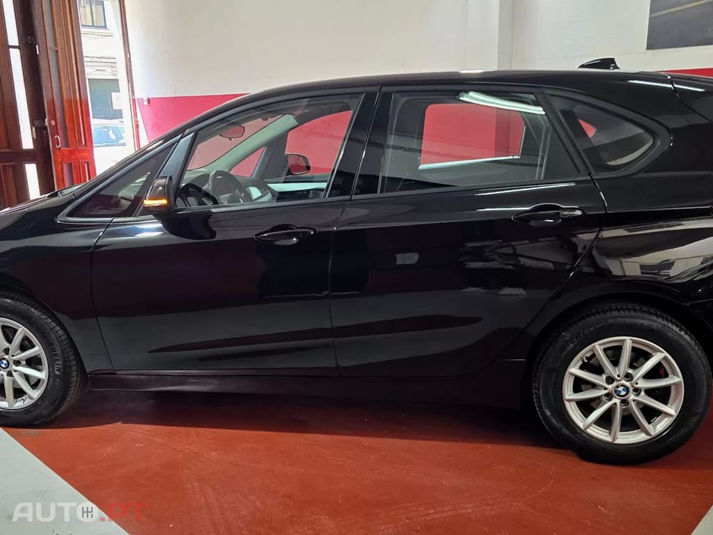 BMW 216 d Advantage Auto