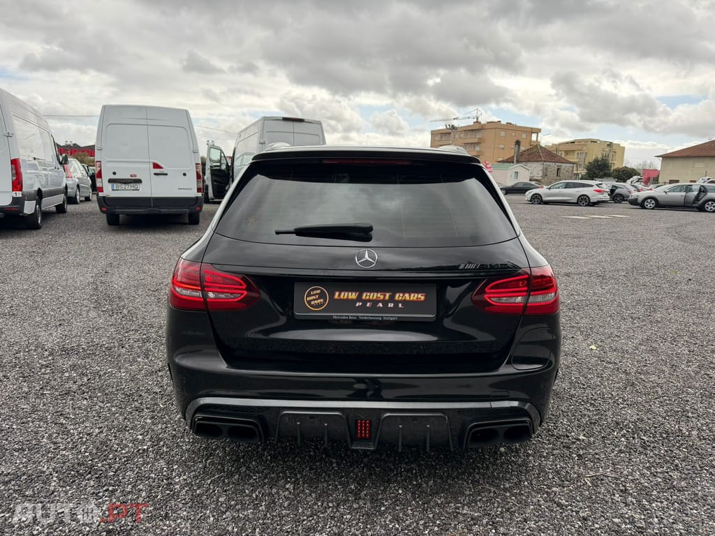 Mercedes-Benz C 300 de AMG Line