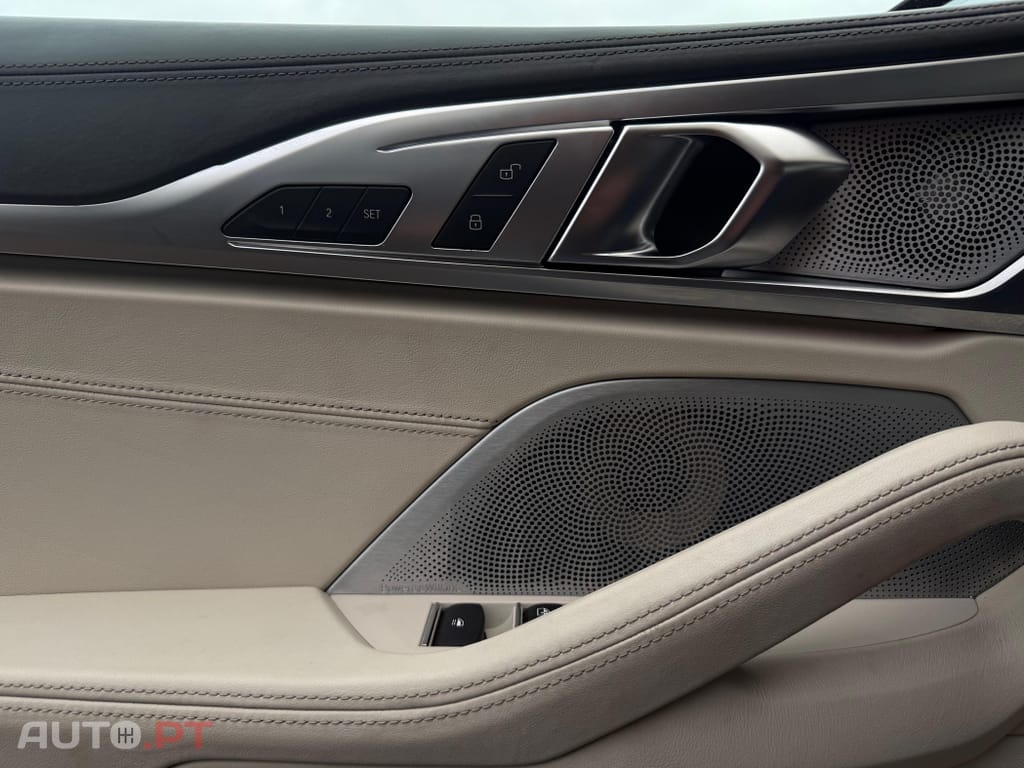 BMW M850i Outro