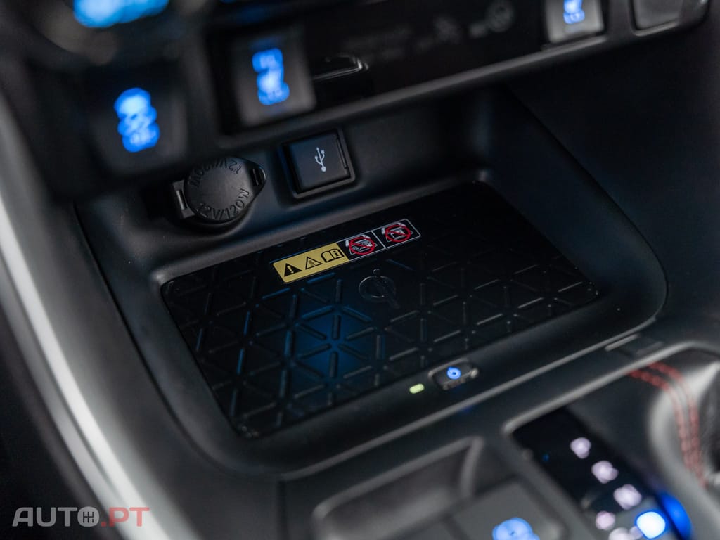 Toyota RAV4 2.5 HDF Plug-in Square Co.AWD-i