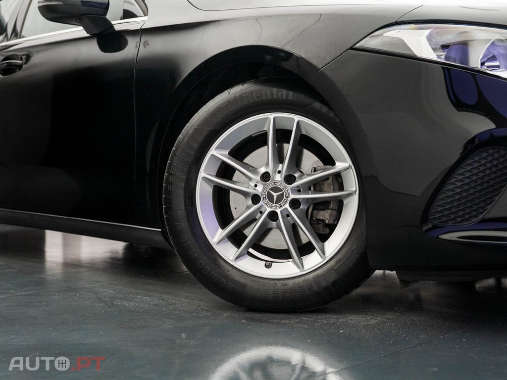 Mercedes-Benz A 180 d Business Solutions