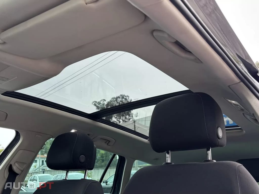 Volkswagen Passat Variant 2.0 TDi Highline DSG