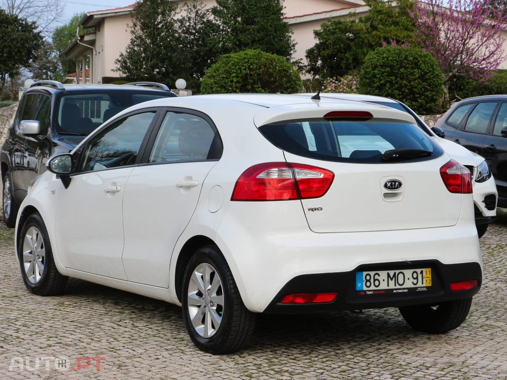 Kia Rio 1.2 CVVT LX