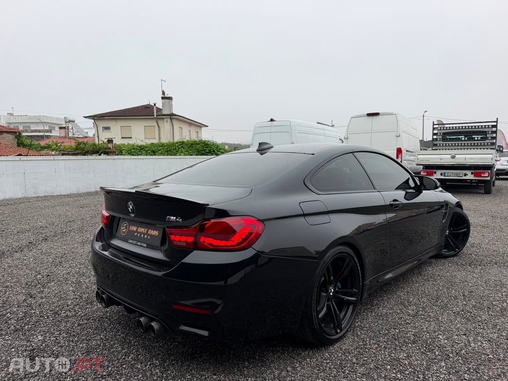 BMW M4 Auto