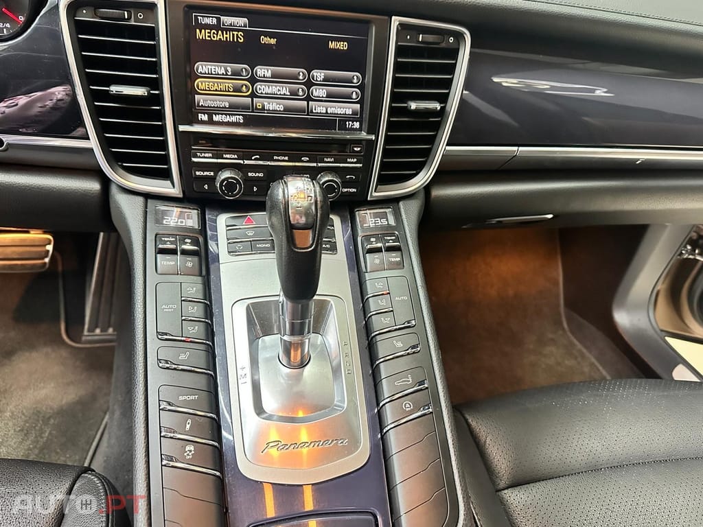 Porsche Panamera Platinum Edition