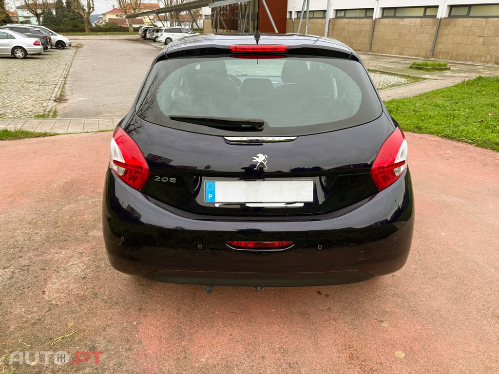 Peugeot 208 1.2 Pure tech