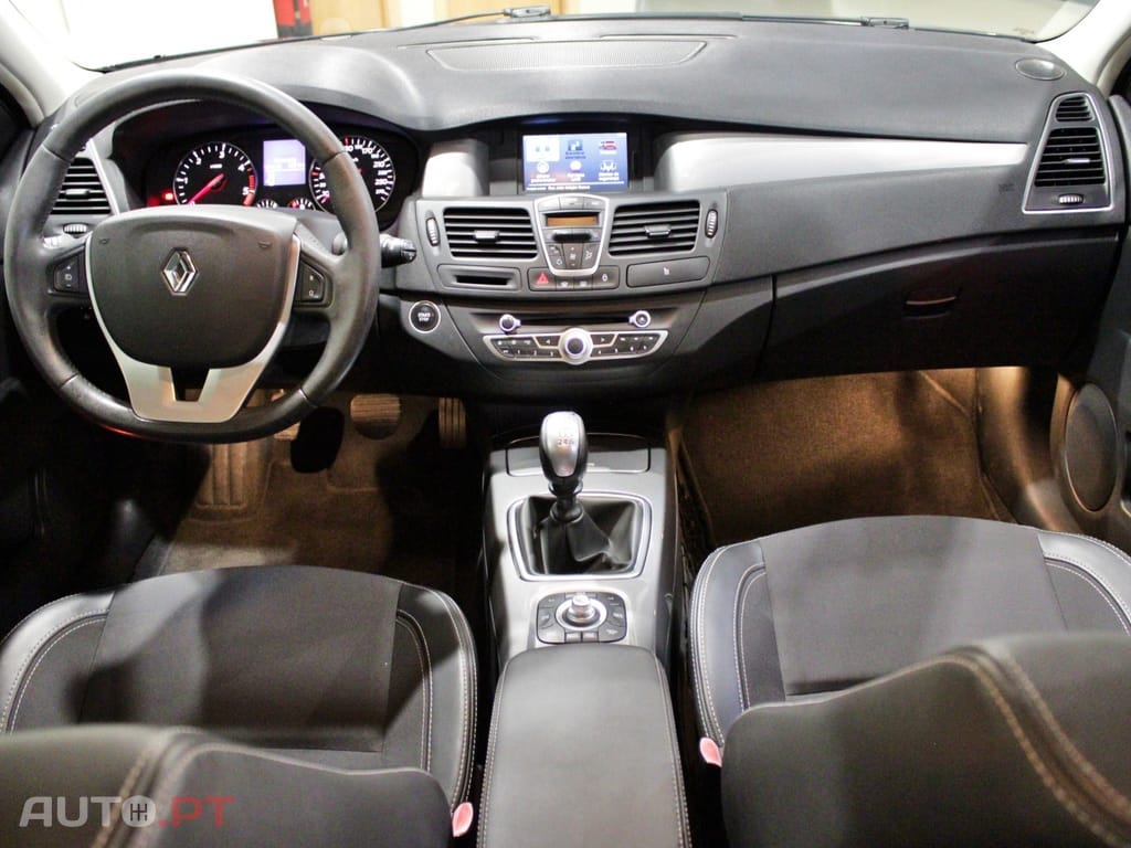 Renault Laguna Break 2.0 DCi Dynamique S 4control