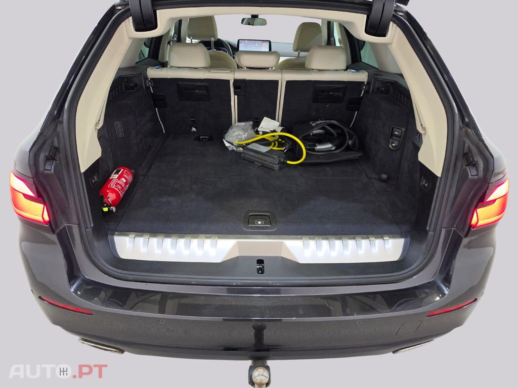 BMW 530 I.V.A DEDUTIVEL 