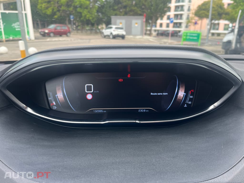 Peugeot 3008 Gt line 1.5 130cv