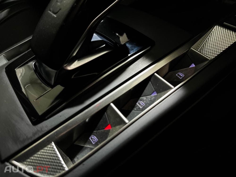 DS DS3 Crossback E-Tense Performance Line