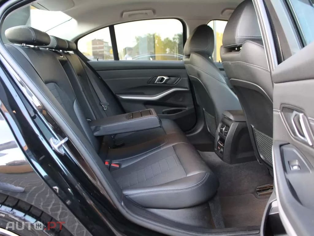 BMW 318 d Line Sport Auto