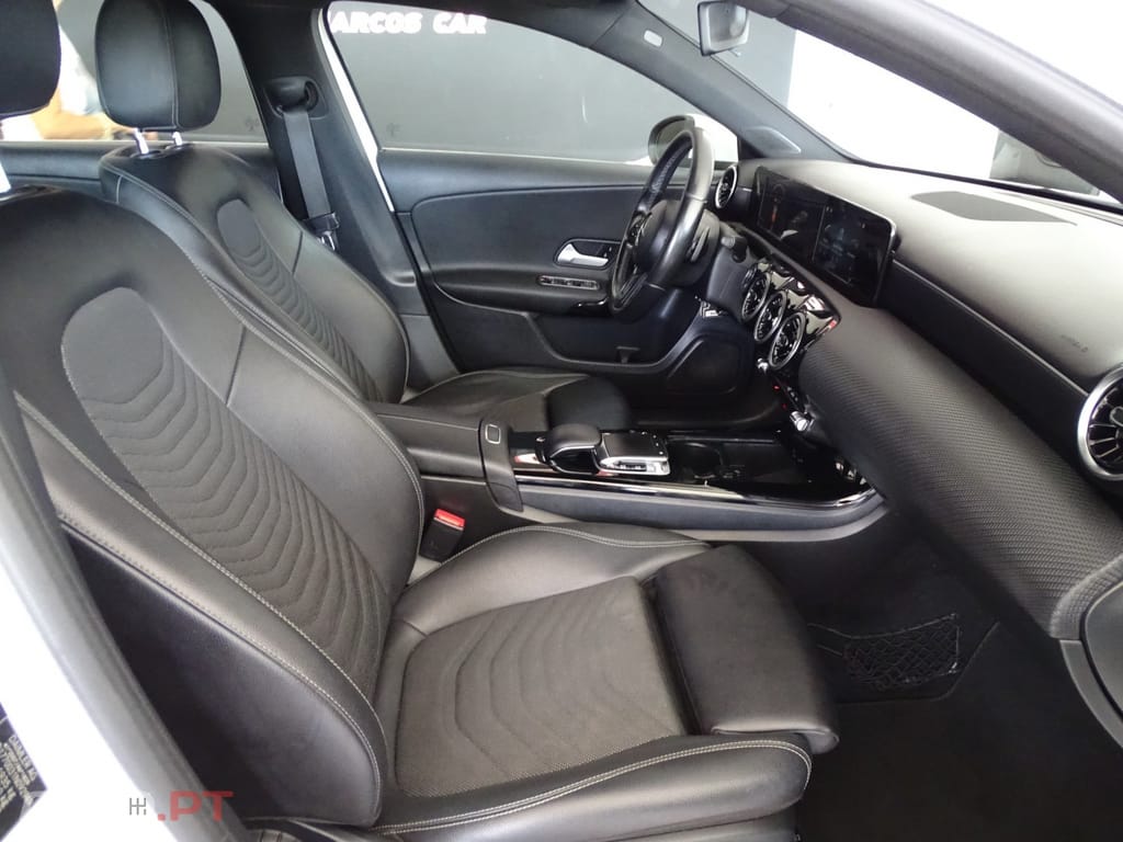 Mercedes-Benz A 180 d Style Aut. — fotografia 13