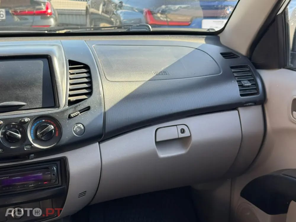 Mitsubishi L200 2.5 DI-D CD In.AC Low Rider 2WD