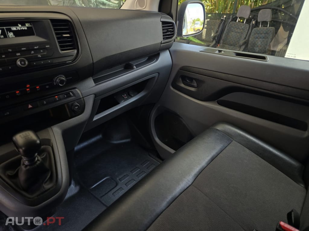 Peugeot Expert 2.0 BlueHDi L2H1 Premium Standard