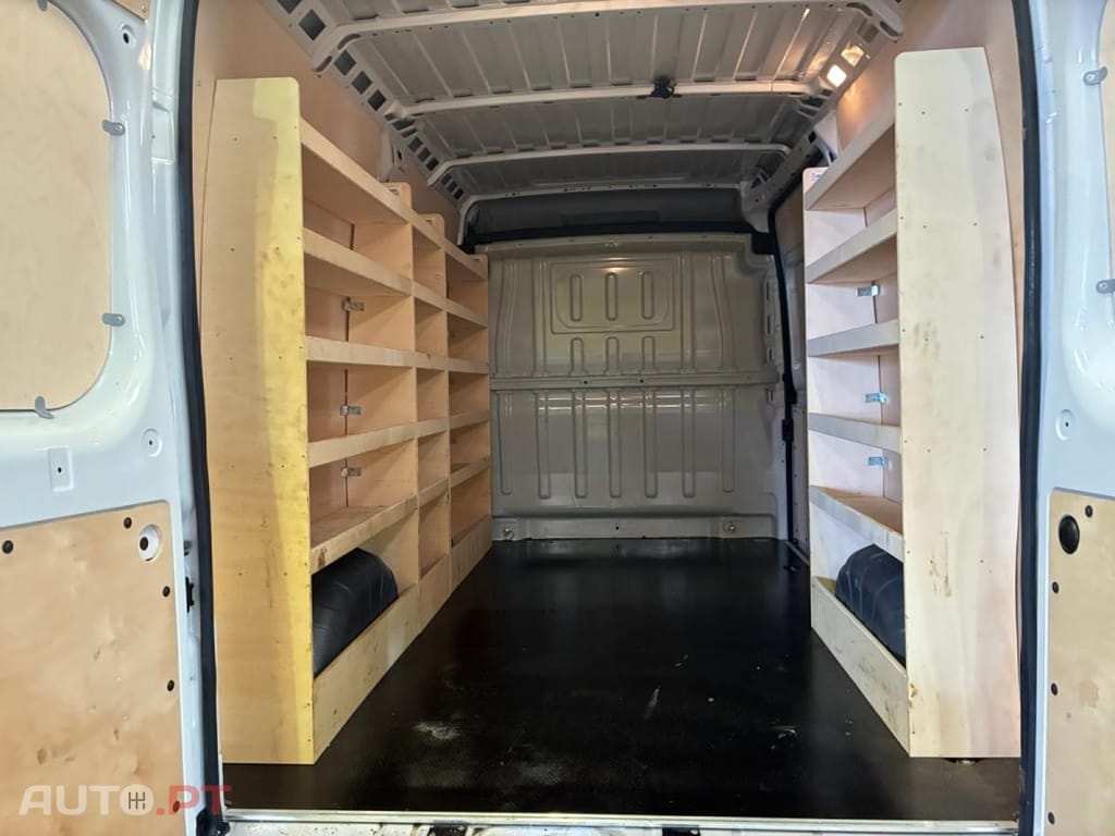 Peugeot Boxer 2.2 BlueHDi 333 L2H2