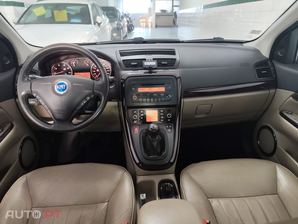 Fiat Croma 1.9 M-Jet Emotion