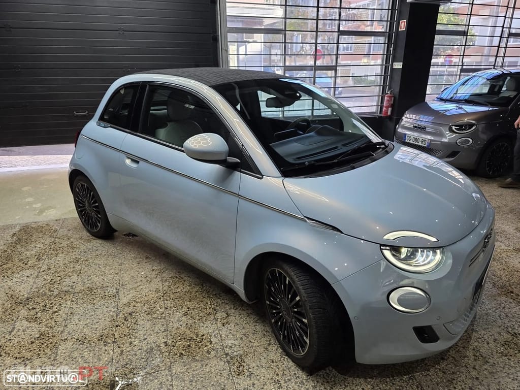 Fiat 500e La Prima