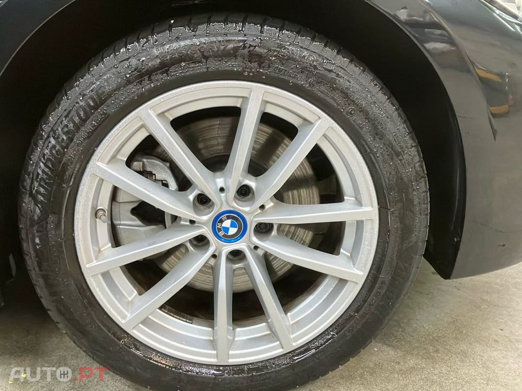 BMW 320 e Pack M Auto