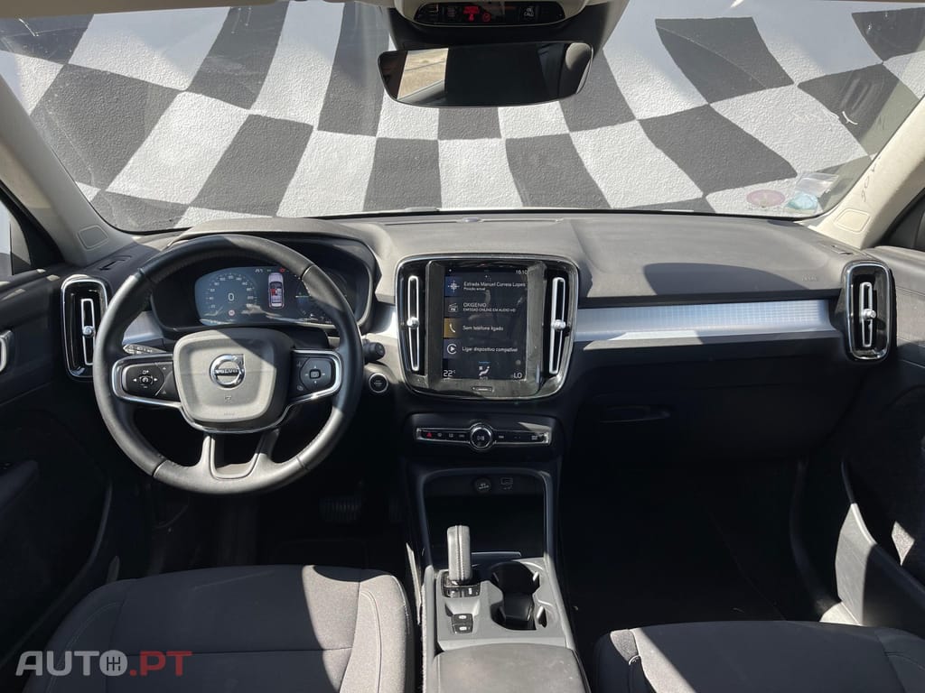 Volvo XC40 1.5 T5 PHEV Momentum